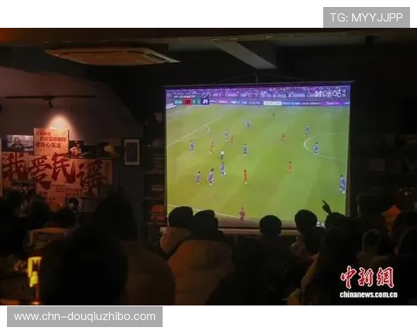 斗球tv体育直播官网提供专业的赛事解说与高清直播画面,提升观赛体验 斗球tv体育直播官网提供专业的赛事解说与高清直播画面,提升观赛体验