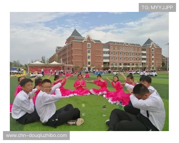 斗球小子:少年足球队的奋斗故事讲述青春热血与梦想坚持的感人篇章 斗球小子:少年足球队的奋斗故事讲述青春热血与梦想坚持的感人篇章